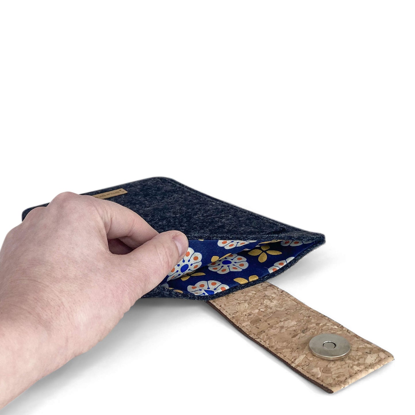 Hülle für Kobo Glo | mit Magnetverschluss und extra Fach | anthrazit - Bloom | Modell "HAKA"