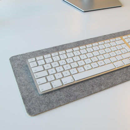 Felt and cork desk pad | 20 x 50 cm | light grey
