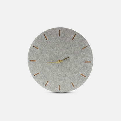 Felt and cork wall clock, 30 cm | light grey - gold | Design: Copenhagen