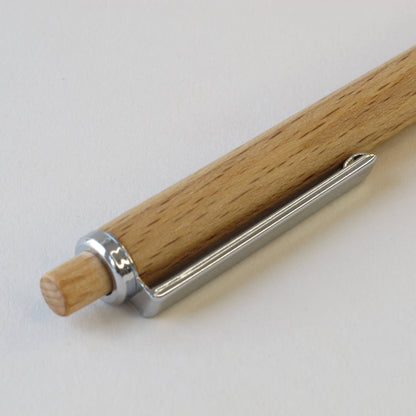Nachhaltiger Kugelschreiber aus Holz und Metall - Uma TREE