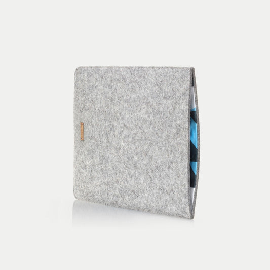 Hülle für MacBook Pro M3 16,2 | aus Filz und Bio-Baumwolle | hellgrau - Shapes | Modell "LET"