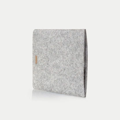 Sleeve for Asus VivoBook 17 | Made of felt and organic cotton | Light gray - Tracks | Model "LET"