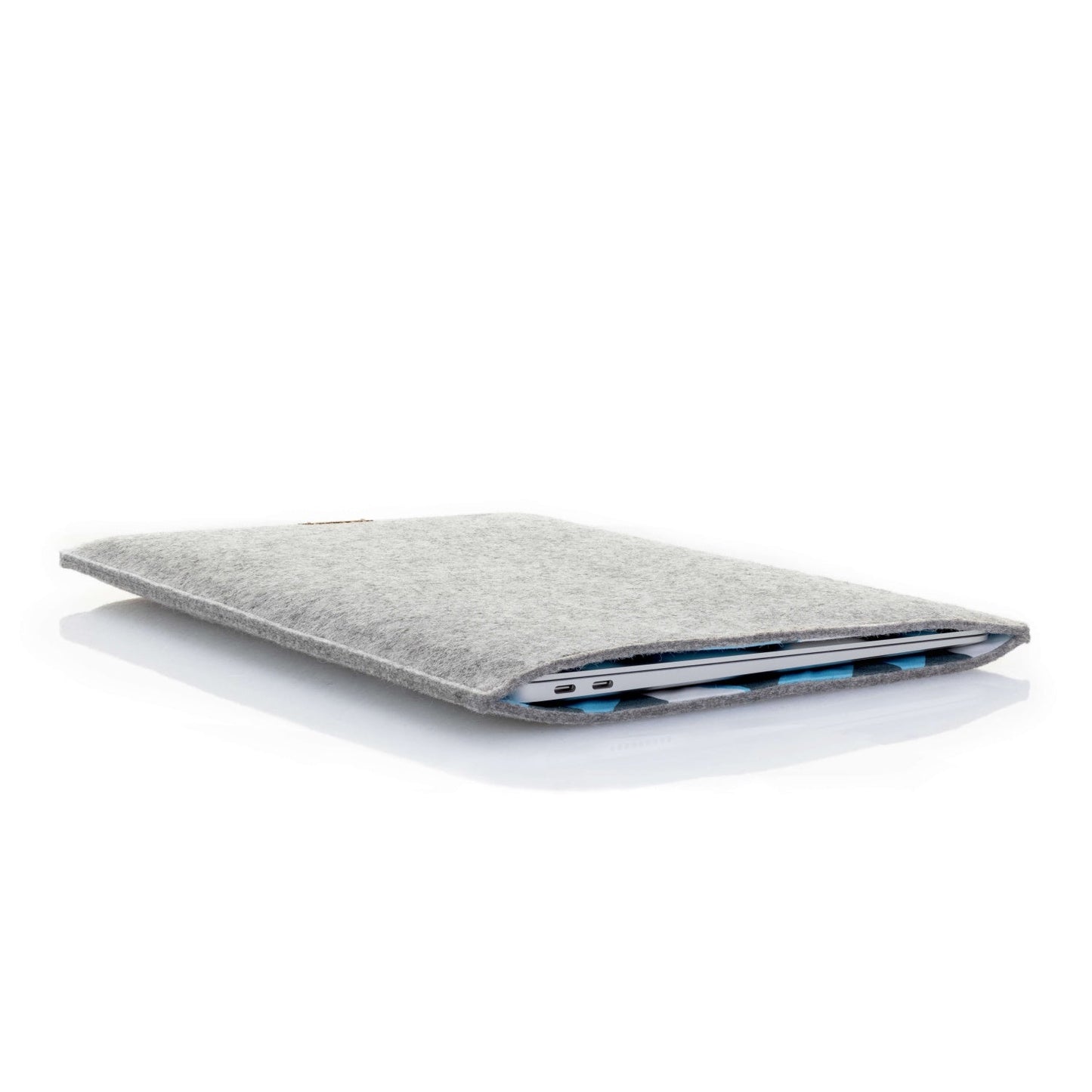 Hülle für MacBook Pro 13 | aus Filz und Bio-Baumwolle | hellgrau - Shapes | Modell "LET"