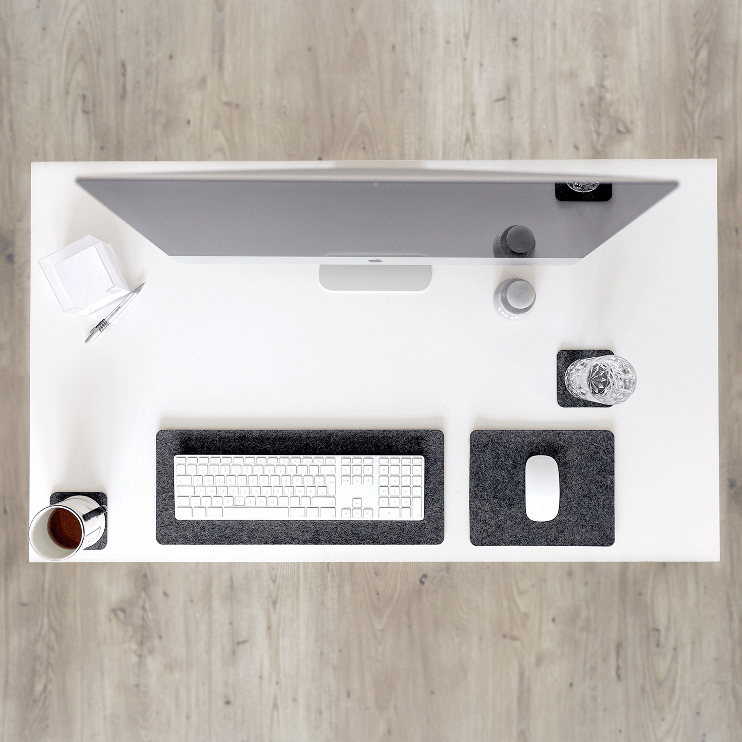 Felt and cork desk pad | 20 x 50 cm | anthracite