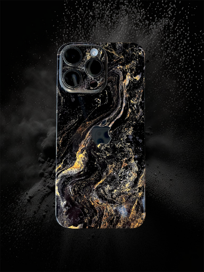 iPhone 13 Skin Gold Black