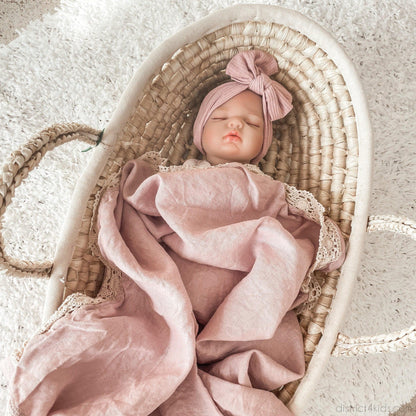 Moses basket for dolls made of wickerwork – handmade &amp; natural