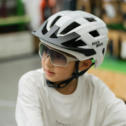 Selbsttönende Fahrradbrille für Kinder mit UV400-Schutz