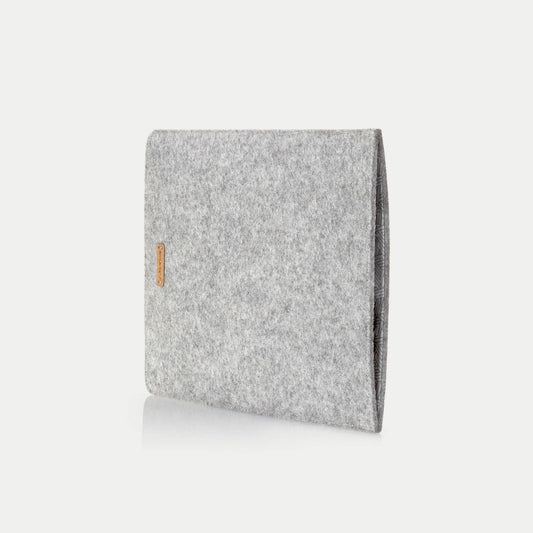 Case for iPad - 9th Gen | Made of felt and organic cotton | Light gray - tracks | Model "LET"