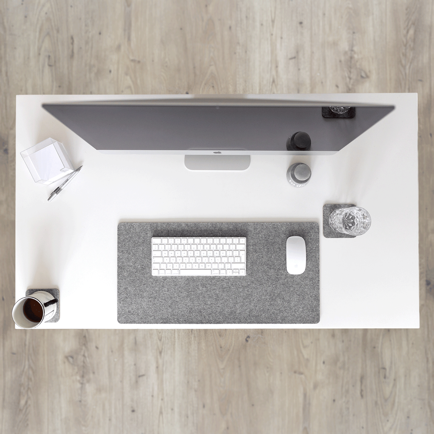 Felt and cork desk pad | 30 x 60 cm | light grey