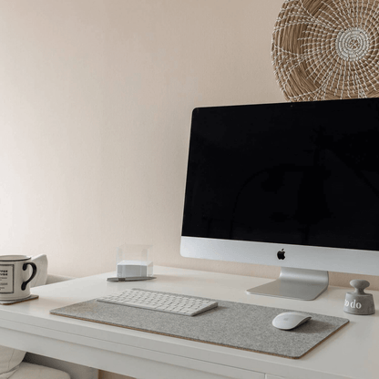Felt and cork desk pad | 30 x 60 cm | light grey