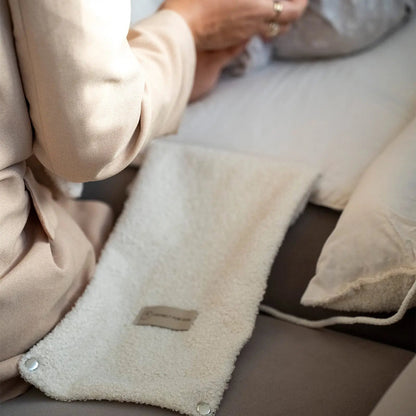 Babynest Bouclé beige – kuschelig & mitwachsend