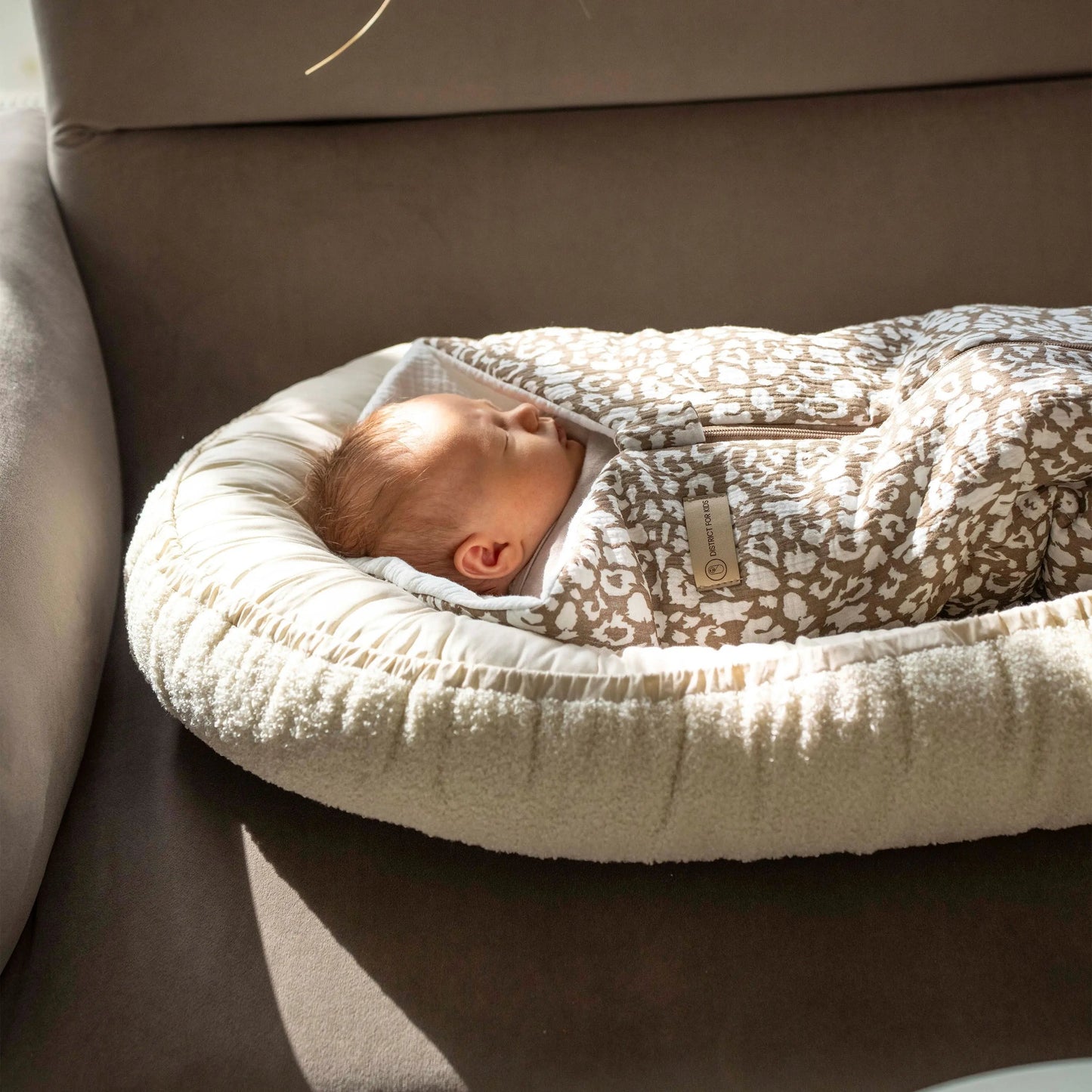 Pucksack Musselin Leoprint – 2.5 TOG Ganzjahr