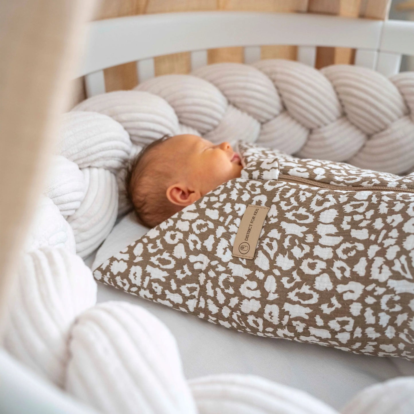 Pucksack Musselin Leoprint – 2.5 TOG Ganzjahr