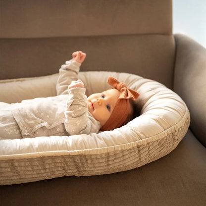 Babynest Cord creme – weich & mitwachsend