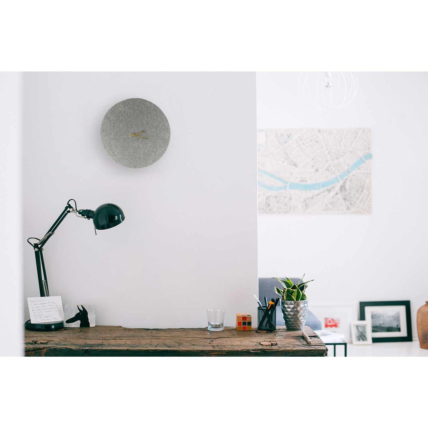 Felt and cork wall clock, 30 cm | light grey - gold | Design: Aalborg