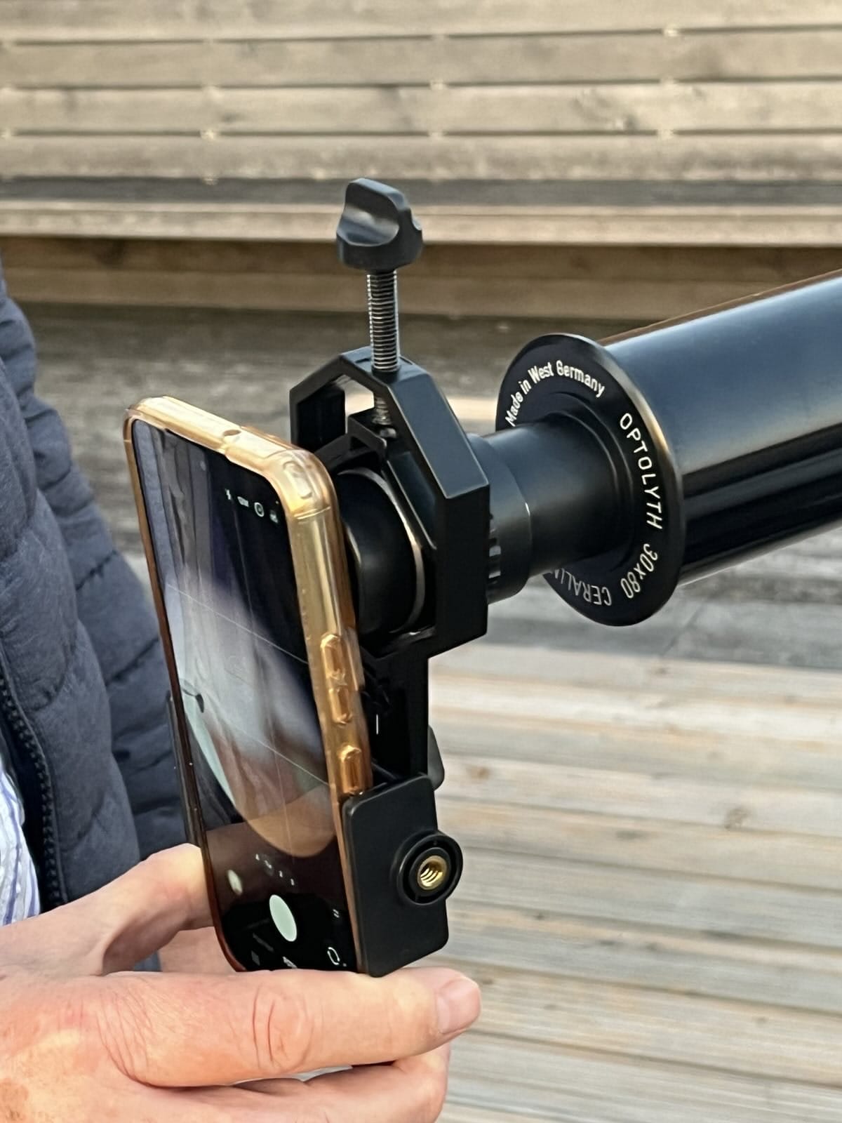 Binocular and microscope holder - Stable attachment for smartphone