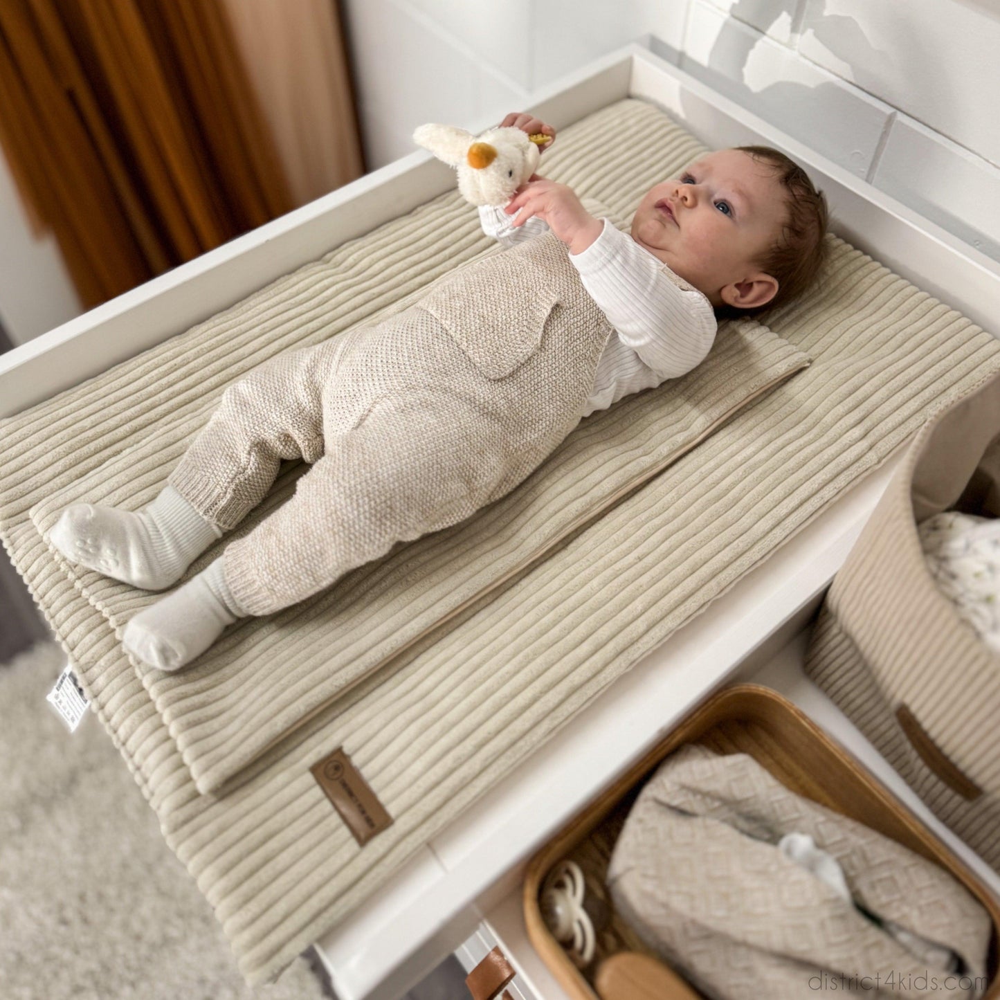 Cord changing mat with underlay – natural &amp; cuddly for your baby