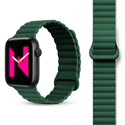 NALIA Core Magnet Armband kompatibel mit Apple Watch SE & iWatch Series 10 9 8 7 6 5 4 3 2 1, 38/40/41/42mm, Atmungsaktives Silikon Loop, Sportarmband mit Rillen Design