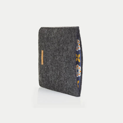 Hülle für Kindle Scribe | aus Filz und Bio-Baumwolle | anthrazit - bloom | Modell "LET"