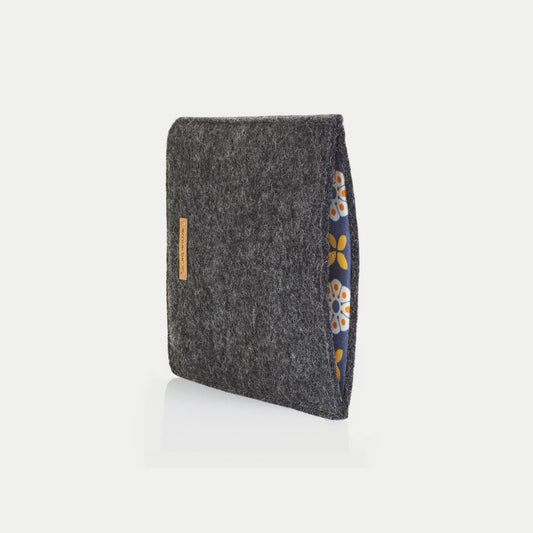 Hülle für Kindle Scribe | aus Filz und Bio-Baumwolle | anthrazit - bloom | Modell "LET"