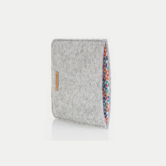 Hülle für Kindle Scribe | aus Filz und Bio-Baumwolle | hellgrau - colorful | Modell "LET"