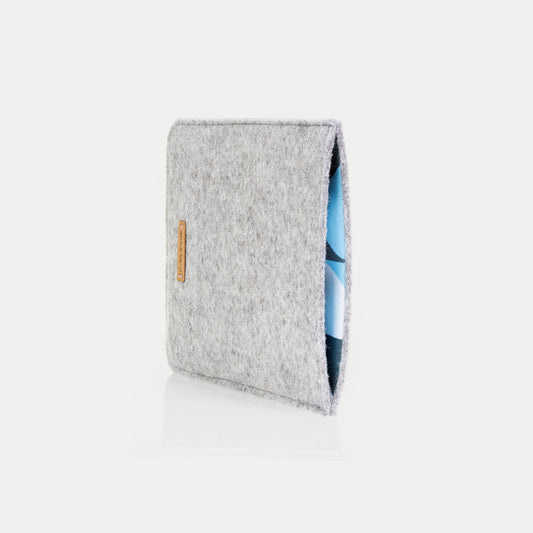 Hülle für Onyx Boox Note 2 | aus Filz und Bio-Baumwolle | hellgrau - shapes | Modell "LET"