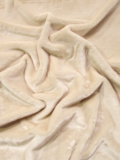 Ecoshag™ Knit Backing Half Shag Beaver Fur