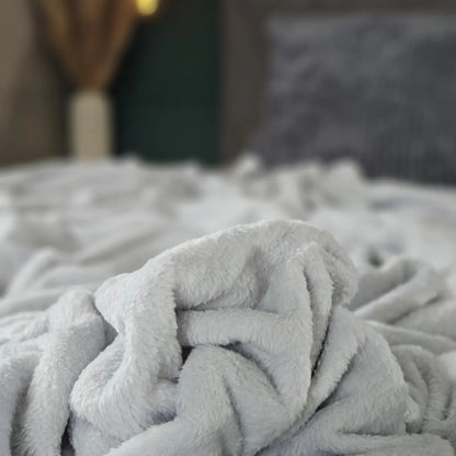 Kuscheldecke Flauschig Weich XXL180x220 Mikrofaser Wohndecke Tagesdecke Flanell