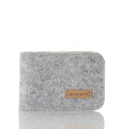 EC card holder made of felt | light grey - Stripes